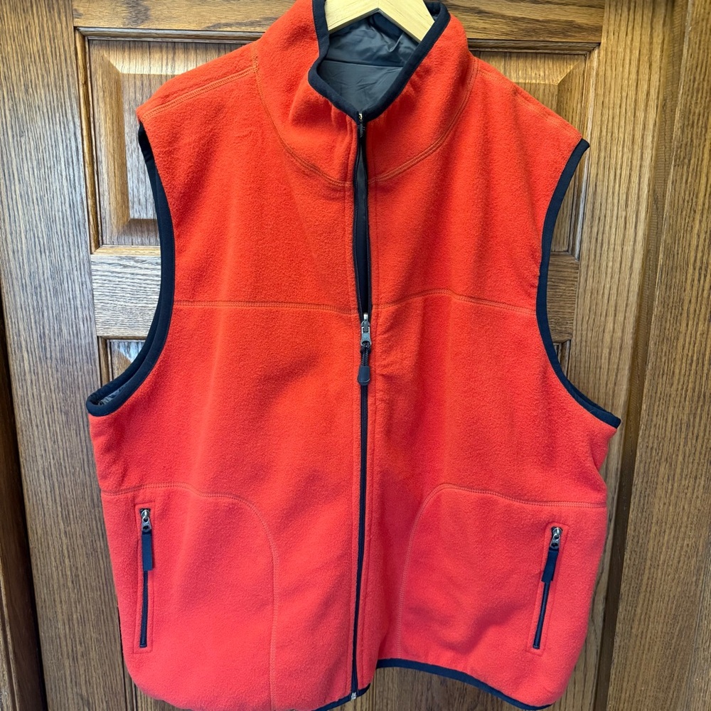Sonoma Men’s Reversible Vest